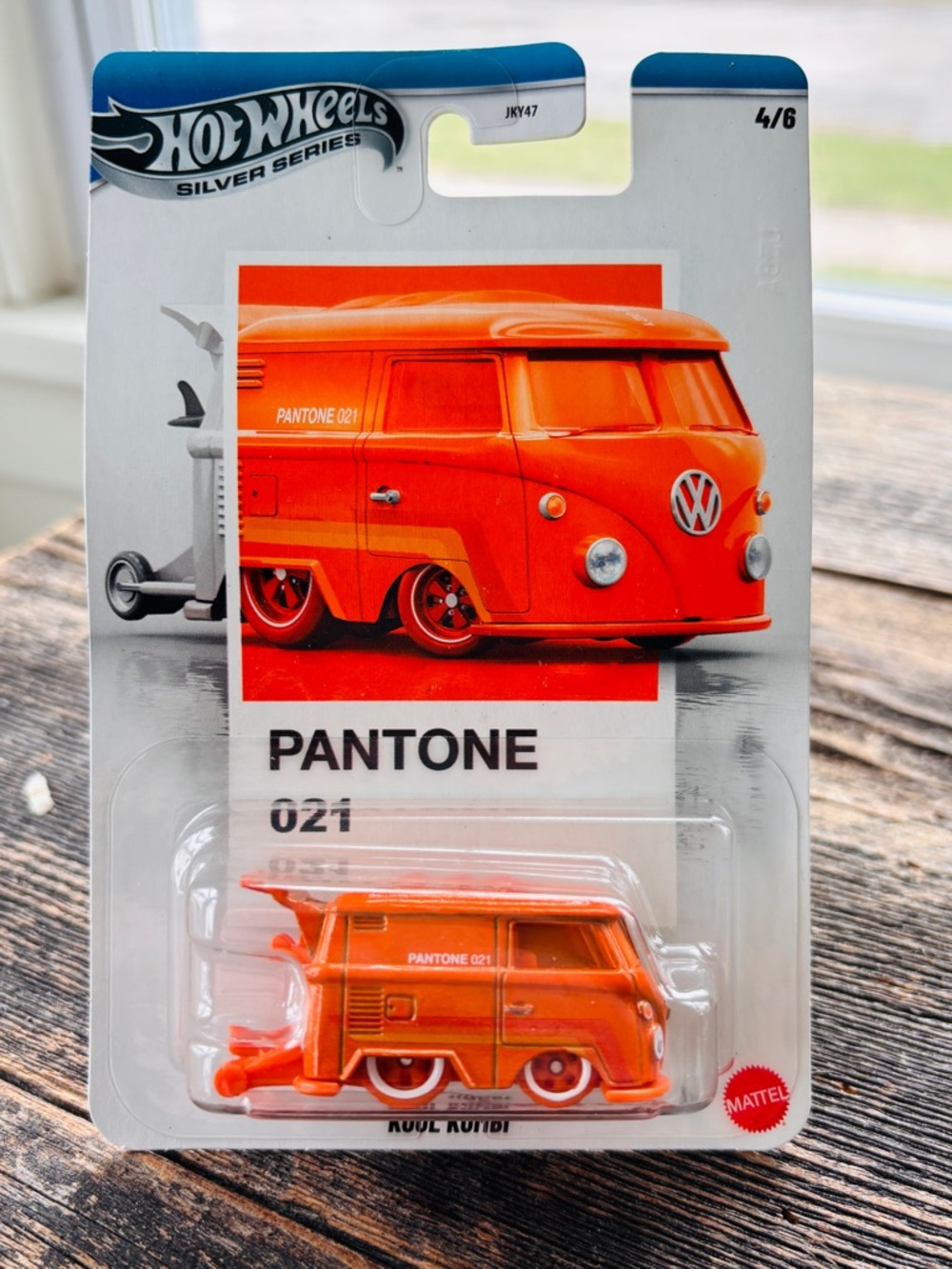 Hot Wheels 2026 Silver Series Pantone 021 Kool Kombi Orange VW Volkswagen